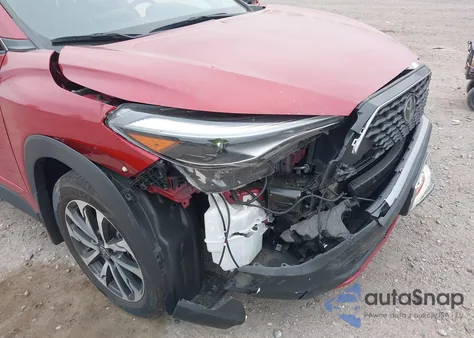 2022 Toyota Corolla Cross Xle из США, поврежденный, VIN 7MUDAABGXNV041289